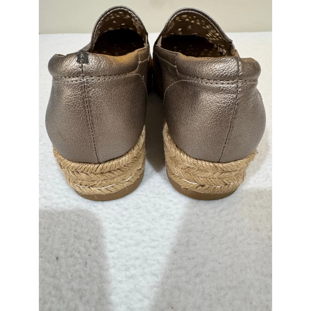 Women's Naturalizer Bronze Perforated platform Espadrilles Size 7.5
